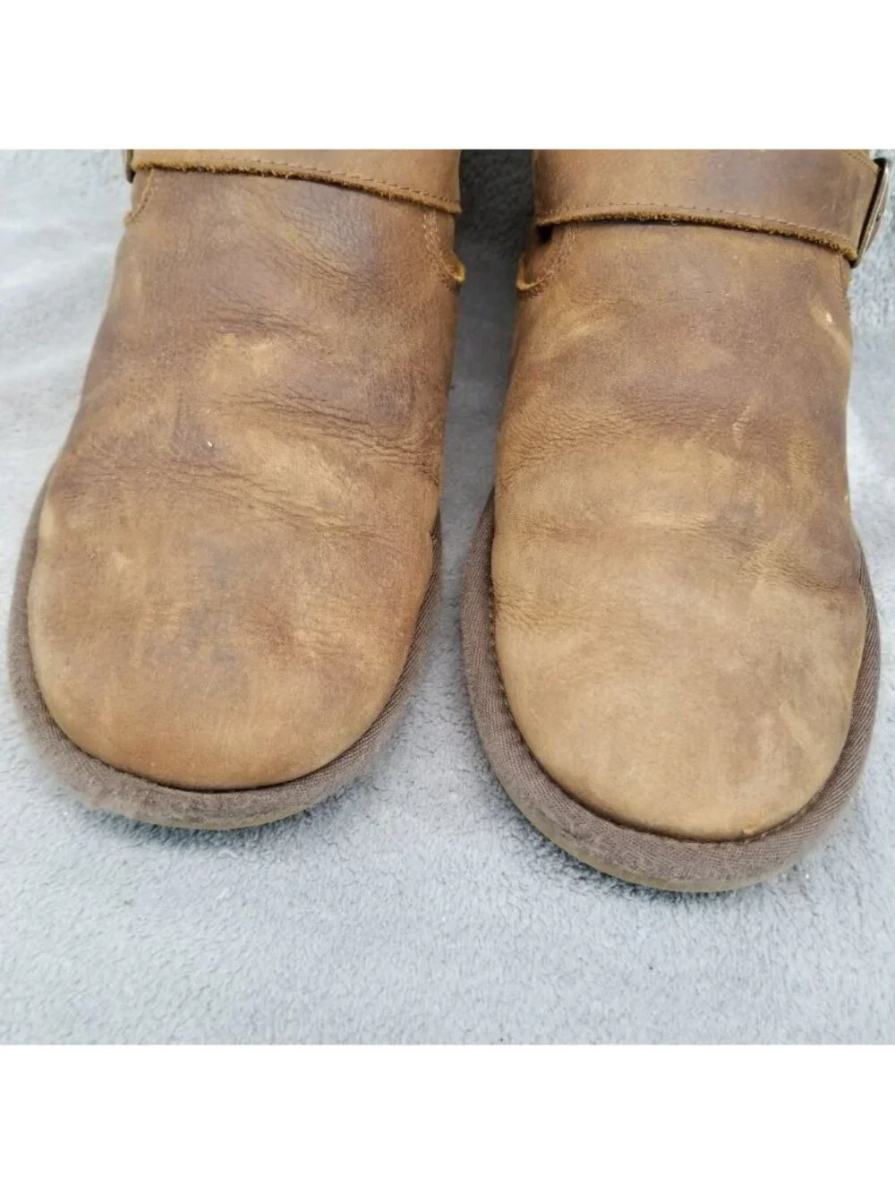 UGG Shoes Womens Size 7 Brown Leather Sutter Buckle Shearling Boots *Read*